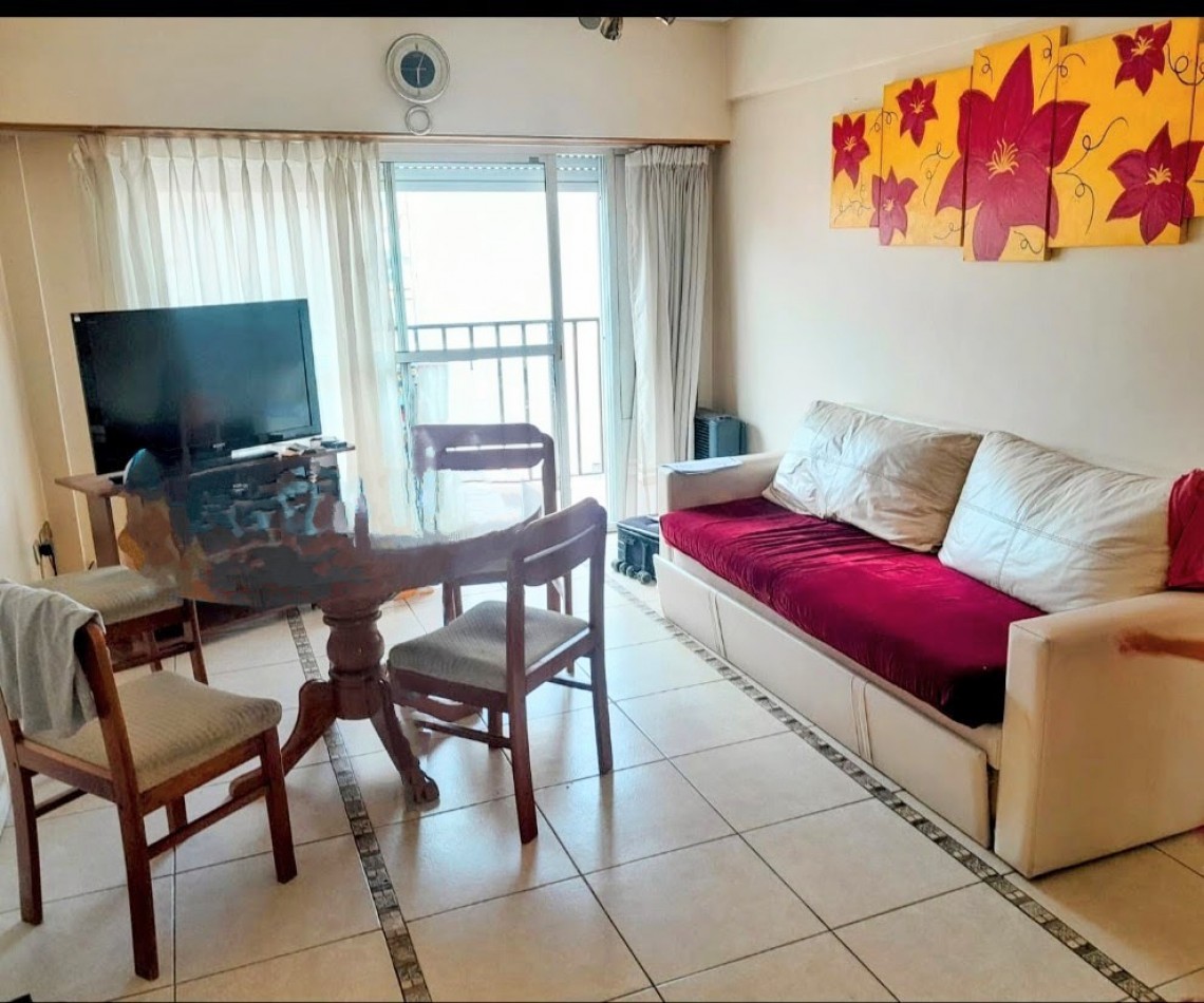 VENTA DEPARATAMENTO DE TRES AMBIENTES ZONA CENTRO