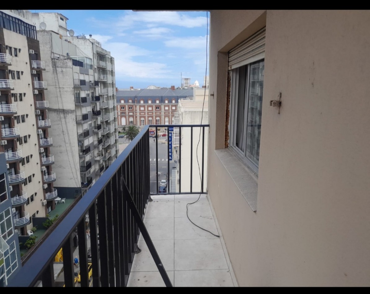 VENTA DEPARATAMENTO DE TRES AMBIENTES ZONA CENTRO