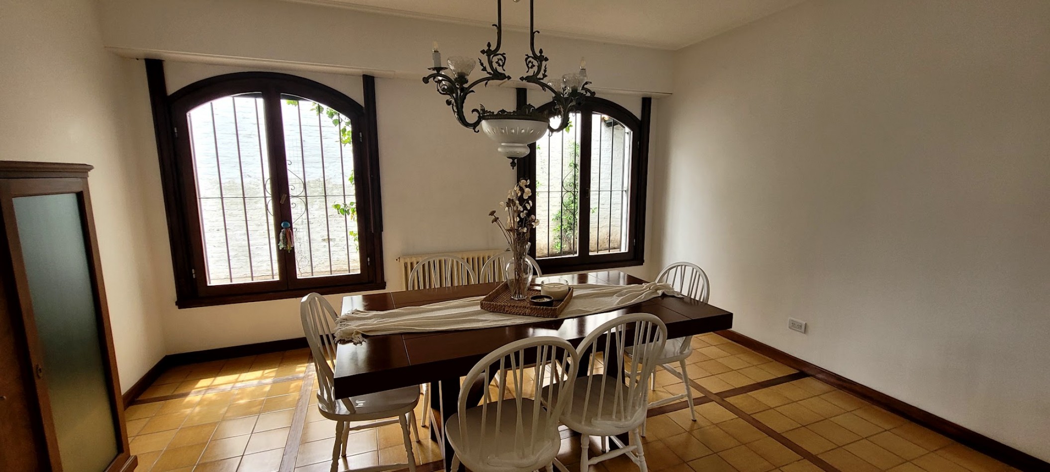 Venta exclusiva casa totalmente reciclada y lista para disfrutar, ubicado en uno de los barrios mas codiciados san carlos 