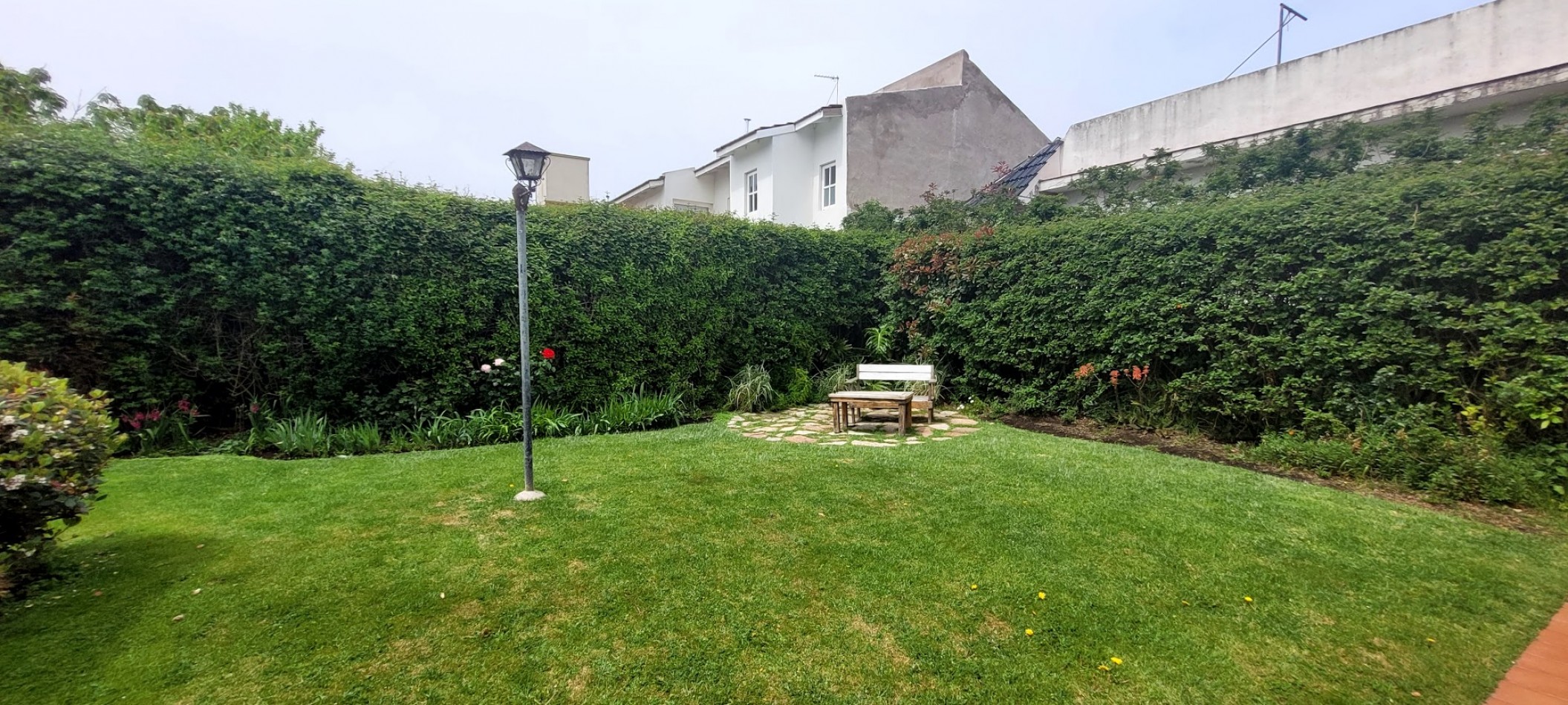 Venta exclusiva casa totalmente reciclada y lista para disfrutar, ubicado en uno de los barrios mas codiciados san carlos 