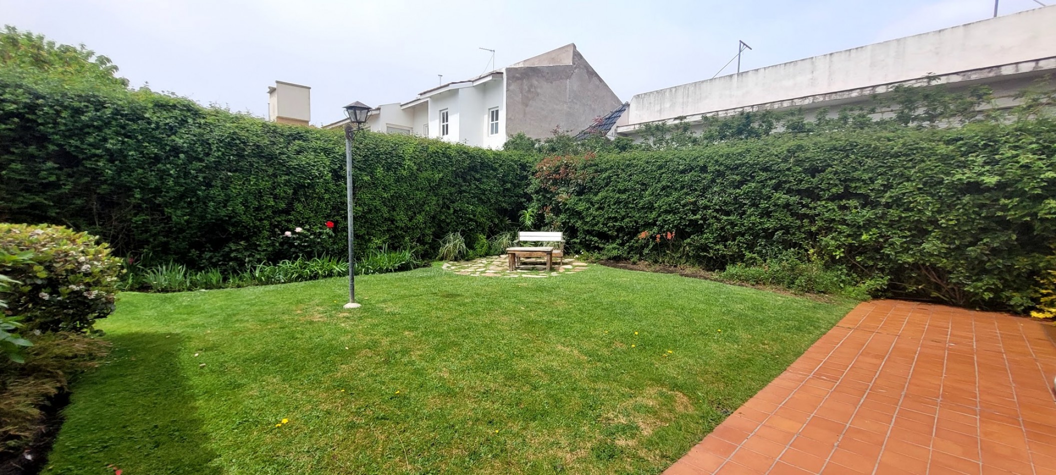 Venta exclusiva casa totalmente reciclada y lista para disfrutar, ubicado en uno de los barrios mas codiciados san carlos 