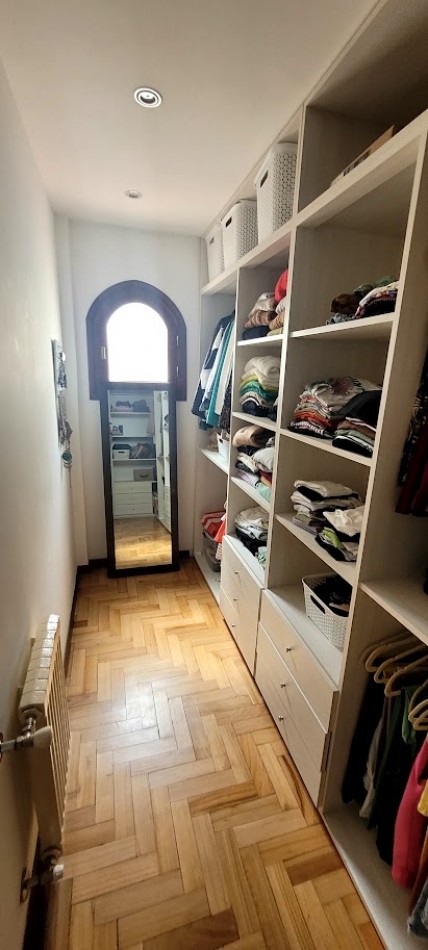 Venta exclusiva casa totalmente reciclada y lista para disfrutar, ubicado en uno de los barrios mas codiciados san carlos 